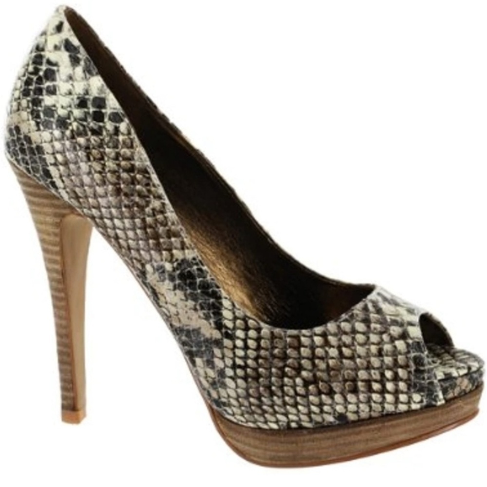 Steve Madden‎ Snakeskin Peeptoe Pumps